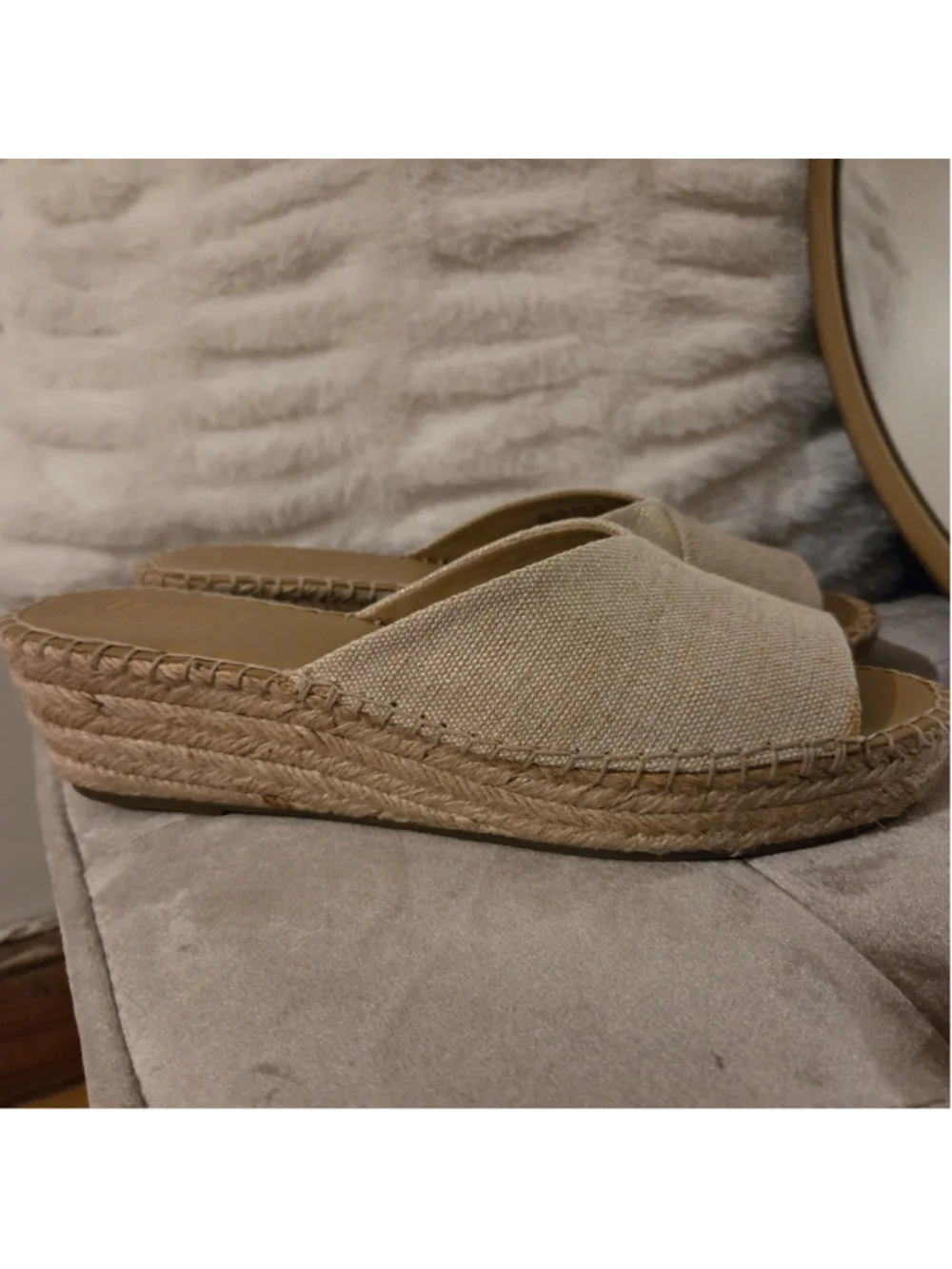 Women's Franco Sarto Beige Espadrille Wedge Sandals Size 7.5